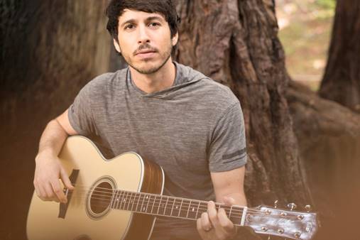 MORGAN EVANS CONTINUES INTERNATIONAL IMPACT WITH “DAY DRUNK”